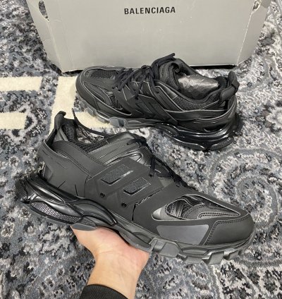 Balenciaga Tracks Size 14US 47EU
