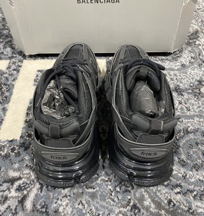 Balenciaga Tracks Size 14US 47EU