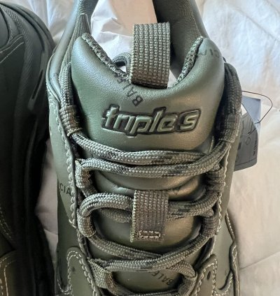 BALENCIAGA TRIPLE ALLOVER LOGO OLIVE GREEN SIZE 45 12 KAKI