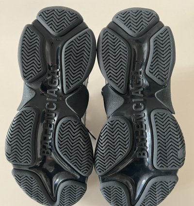 Balenciaga Triple Sz 40