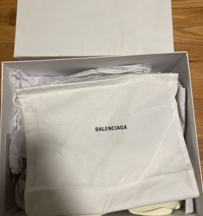 Balenciaga Triple White (2019)
