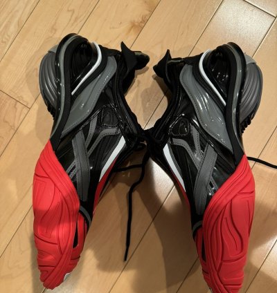 Balenciaga tyrex size 42