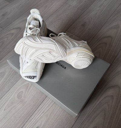 Balenciaga tyrex white