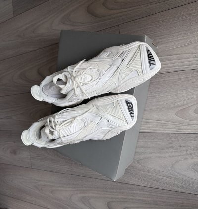 Balenciaga tyrex white
