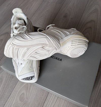 Balenciaga tyrex white