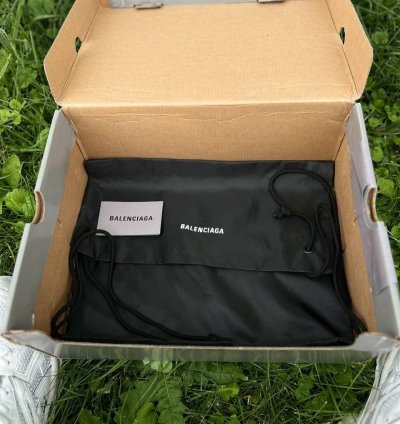 Balenciaga White Runner Sneakers Brandly New With Box