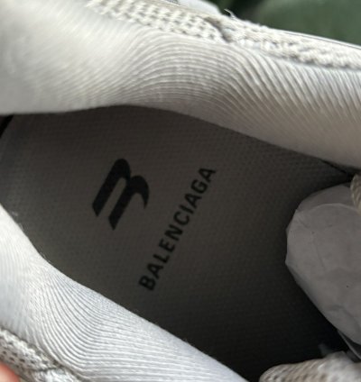 BALENCIAGA XL DEFENDER SNEAKERS