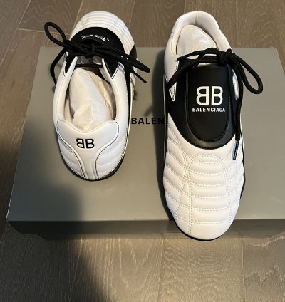 Balenciaga Zen Sneaker