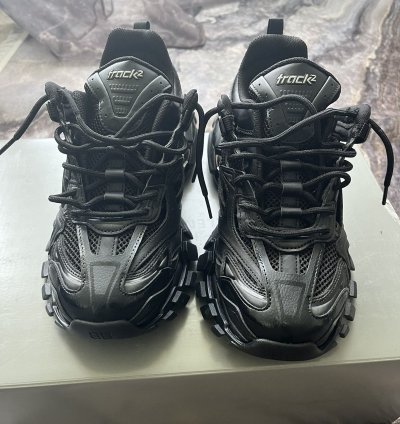Balenciga Track 2 0 Triple black