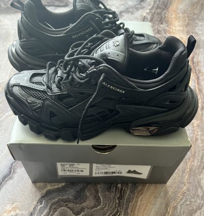 Balenciga Track 2 0 Triple black