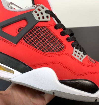 Jordan 4 Retro " Toro Bravo " Red