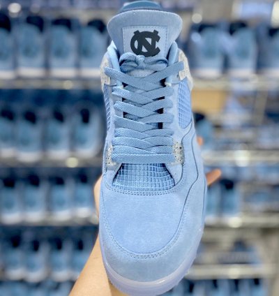 Nike Air Jordan 4 " UNC PE 2025 " Soft Blue
