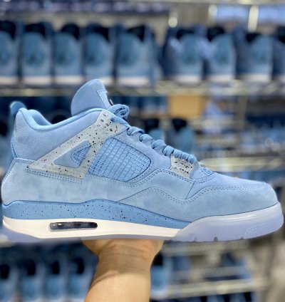 Nike Air Jordan 4 " UNC PE 2025 " Soft Blue