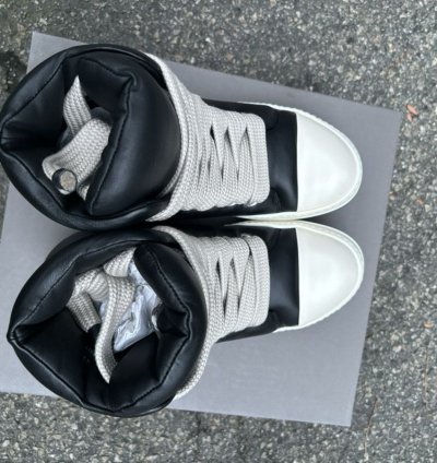 Black Padded Big Lace Leather Ramones