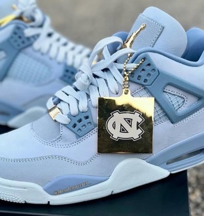 Nike Air Jordan 4 “ UNC Gold "