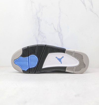 Nike Air Jordan 4 Retro " University Blue "