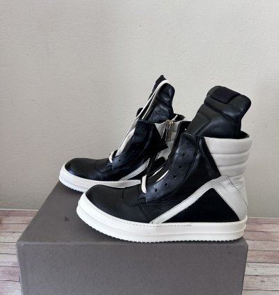 black white Geobasket sneakers 43 NEW laces dust bag ITALY