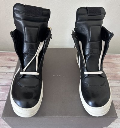 black white Geobasket sneakers 43 NEW laces dust bag ITALY