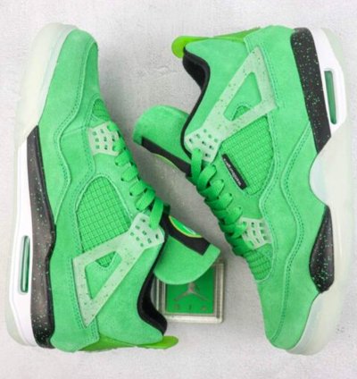 Jordan 4 Retro " Wahlburgers " - AJ4A61426 LN4