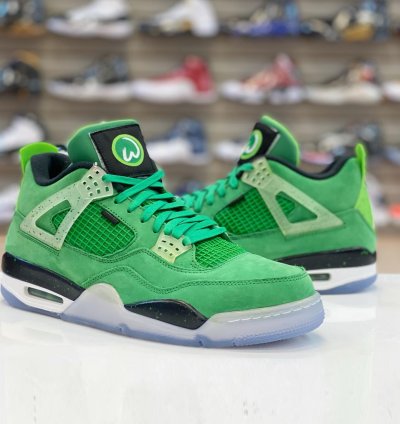 Jordan 4 Retro " Wahlburgers " - AJ4A61426 LN4