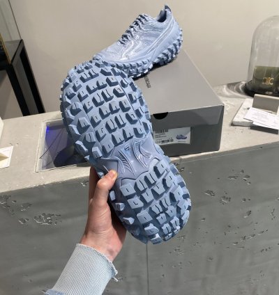 BNWT Balenciaga Defender Bouncer Sneaker