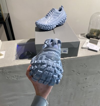 BNWT Balenciaga Defender Bouncer Sneaker