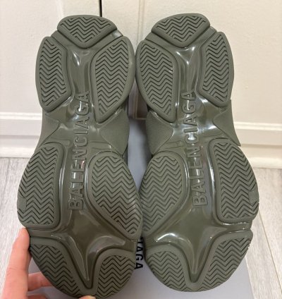 Brand New Balenciaga Triple All Over Green size 42