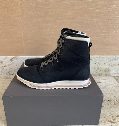 Dirt Grafton Lace Up Sneaker in Black