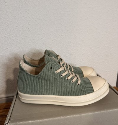 DRKSHDW low top Ramone in Aqua Corduroy size 44