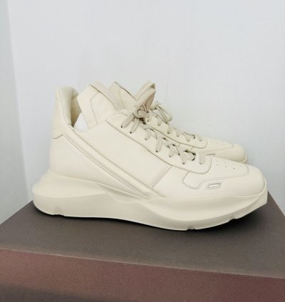 GETH SNEAKER - MILK MILK MILK