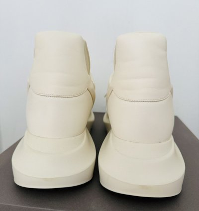 GETH SNEAKER - MILK MILK MILK