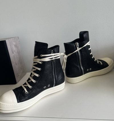 Hollywood High (waxed leather)