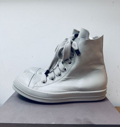 JUMBO LACE RAMONES