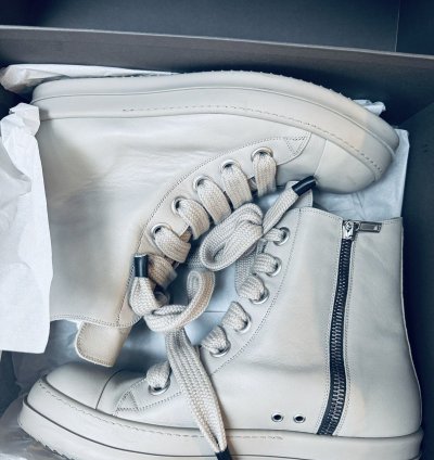 JUMBO LACE RAMONES