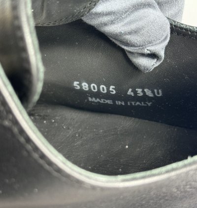LOW TOP SNEAKERS