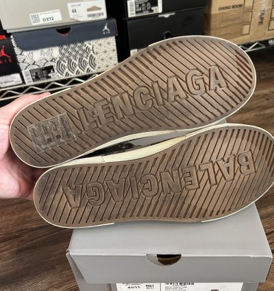 NEW 850 RRP Balenciaga monogram distressed sneakers