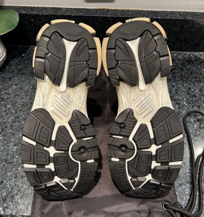 NEW Balenciaga Runner Track Tan White Size 42 (9US)