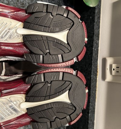 NEW Balenciaga Runner Track White Red Size 42 (9US)