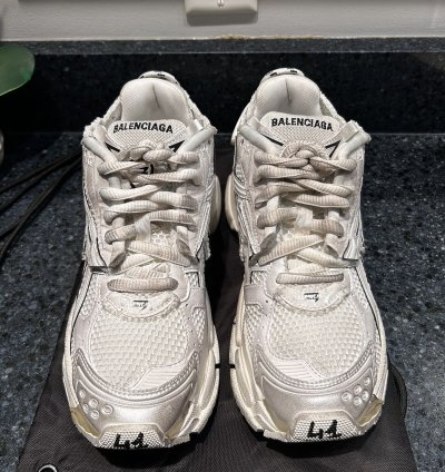 NEW Balenciaga Runner Track White Size 41 (8US)