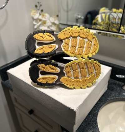 NEW Balenciaga Track Yellow Grey Size 42 (9US) WITH BOX