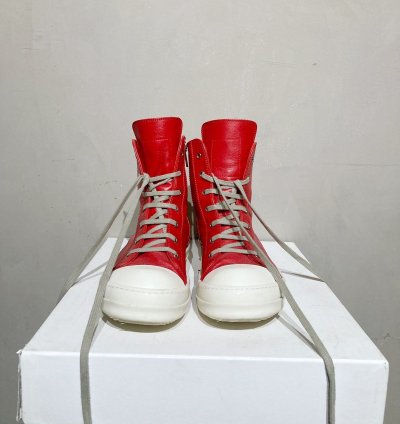 NEW CHILI RED MILK RAMONES LEATHER 43 10US
