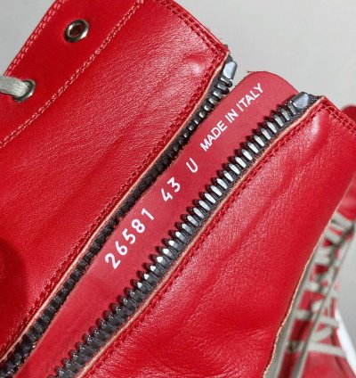 NEW CHILI RED MILK RAMONES LEATHER 43 10US