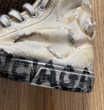 New Destroyed Paris Sneakers (41) Fits 41-42 US 8-9