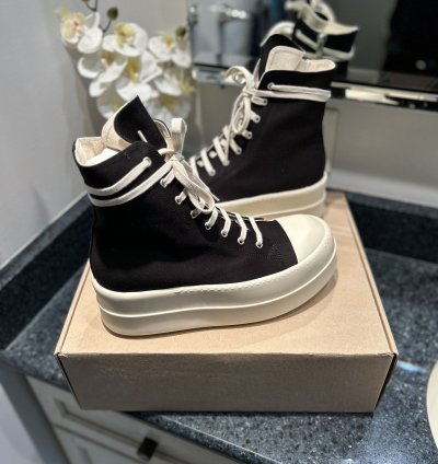 NEW Double Bumper Ramone High Black Milk Size 43 (10US)