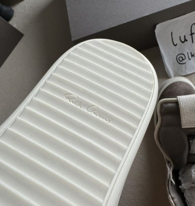 NEW RARE SAMPLE FW22 STROBE SUEDE LEATHER GEOBASKET