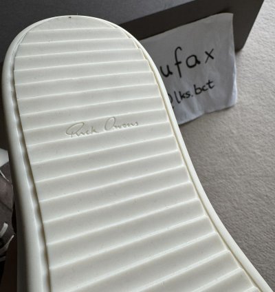 NEW RARE SAMPLE FW22 STROBE SUEDE LEATHER GEOBASKET