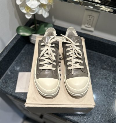 NEW SS18 Rick Owen Ramone Dust Milk Size 41