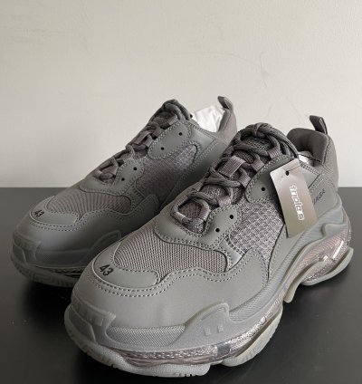 New Triple Sneakers (43) US 10