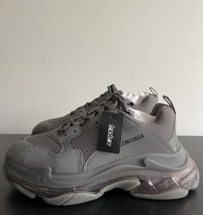New Triple Sneakers (43) US 10