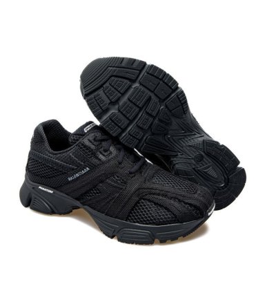 o1loc1c0424 678869 Phantom Sneakers in Black